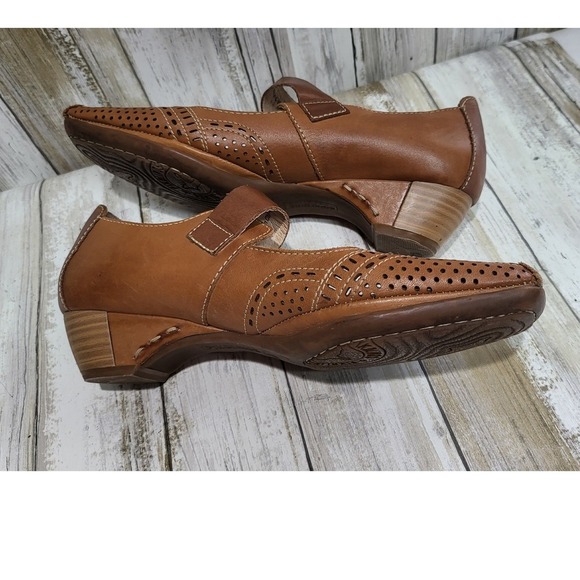 Pikolinos Women's Tan Leather Cutout MaryJane Buckle Shoes Size 37 is 6.5 in US - Picture 6 of 7
